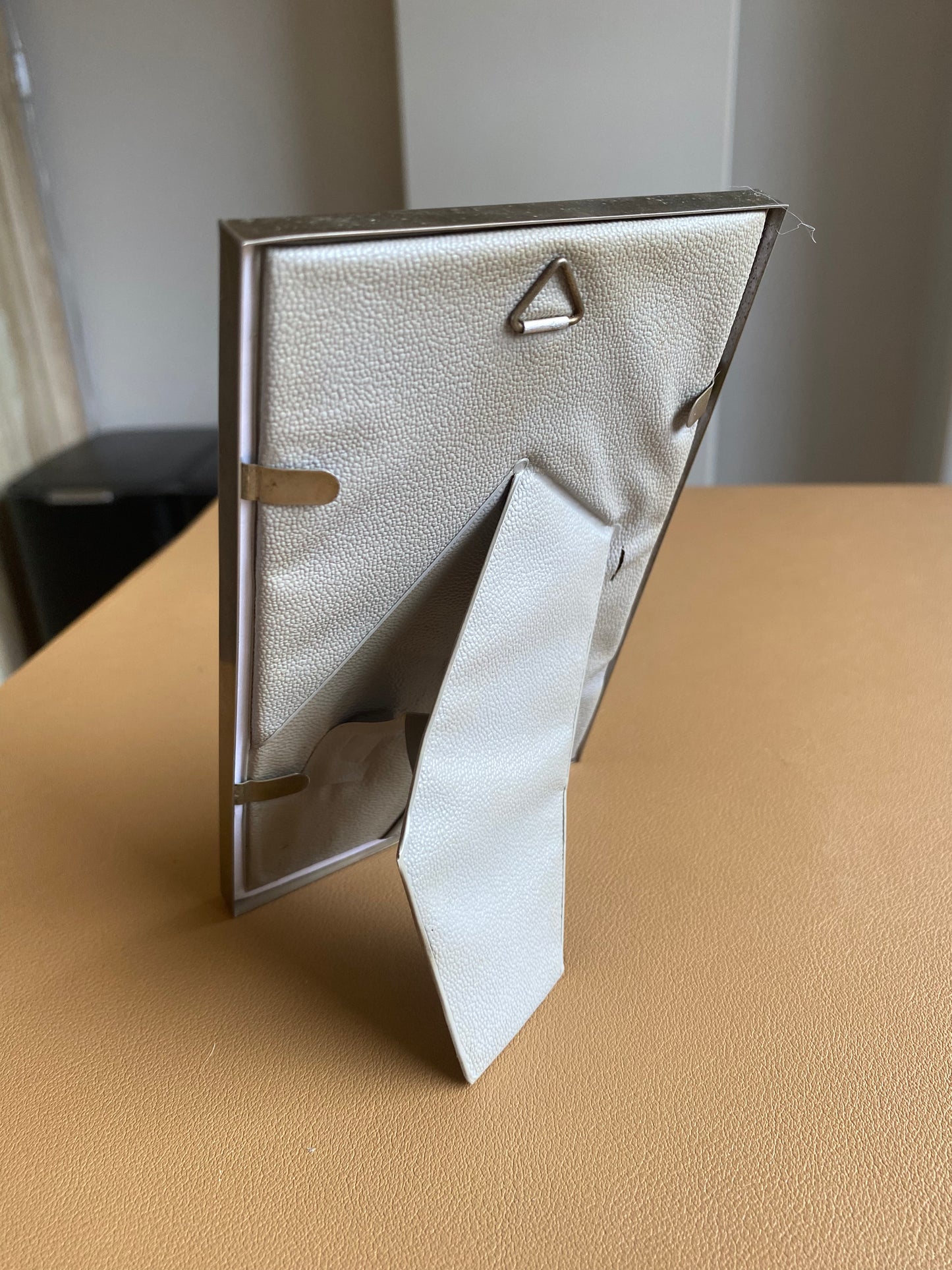 Luxaflex kat in vintage lijstje